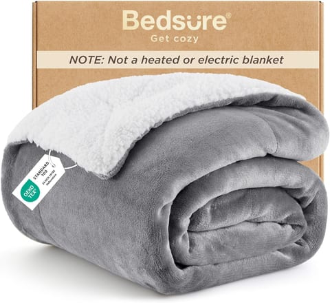 Bedsure GentleSoft Sherpa Fleece Throw Blanket for Couch, Non-Heated
