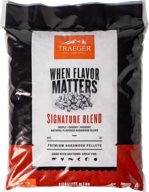 Traeger Grills Signature Blend 100% All-Natural Wood Pellets for