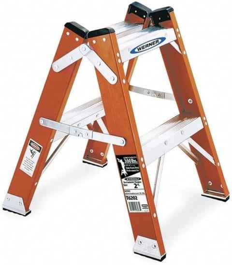 Werner D6200-2 300-Pound Duty Rating Fiberglass Ladder